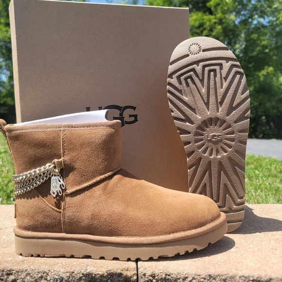 Ugg booties - Picture 5 of 9
